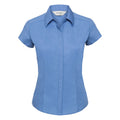 Business-Blau - Front - Russell Collection Easy Care Fitted Poplin Bluse, kurzarm