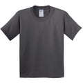 Kohlegrau - Front - Gildan Kinder T-Shirt mit Rundhalsausschnitt, kurzärmlig