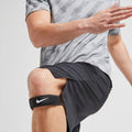 Schwarz-Weiß - Back - Nike - Kompressions-Kniestütze "Pro Patella"