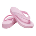Flamingo-Rosa - Pack Shot - Crocs - Damen Flipflops "Classic Platform"