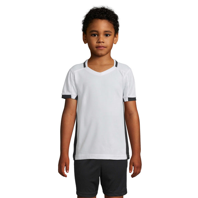 Weiß-Schwarz - Back - SOLS Kinder Classico Kontrast Kurzarm Fußball T-Shirt