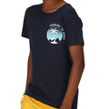 Marineblau - Close up - Regatta - "Bosley VI" T-Shirt für Kinder