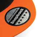 Schwarz-Orange - Lifestyle - Beechfield Unisex 5 Panel Kontrast Snapback Kappe