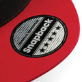 Schwarz-Klassik Rot - Lifestyle - Beechfield Unisex 5 Panel Kontrast Snapback Kappe