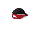 Schwarz-Rot-Weiß - Pack Shot - Beechfield Unisex Baseballkappe Teamwear Competition (2 Stück-Packung)