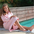 Helles Pink - Back - ARTG - Morgenmantel mit Kapuze für Damen