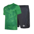 Smaragd-Schwarz - Front - Umbro - "Maxium" Fußball-Kit für Kinder