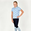 Glockenblumen-Blau - Lifestyle - Dublin - "Elyse" Poloshirt für Kinder  kurzärmlig